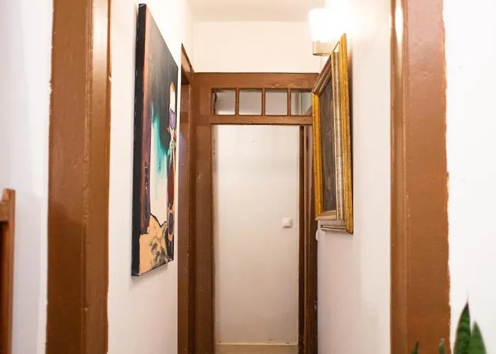 Autentica דירה *